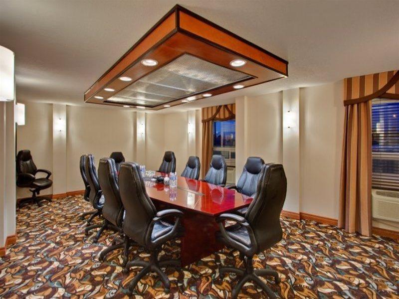 Holiday Inn Calgary Airport By Ihg Einrichtungen foto
